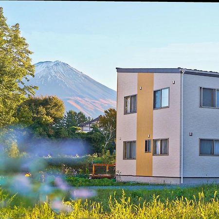 ヴィラ山間堂 Mt.Fuji view BBQ Bonfire AnnoVillas Sankando 富士河口湖 外观 照片