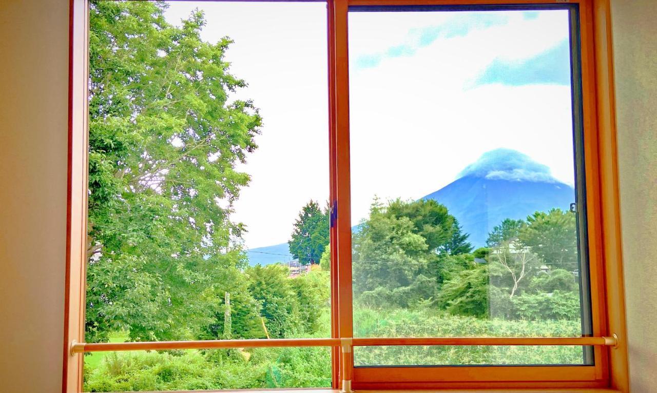 ヴィラ山間堂 Mt.Fuji view BBQ Bonfire AnnoVillas Sankando 富士河口湖 外观 照片